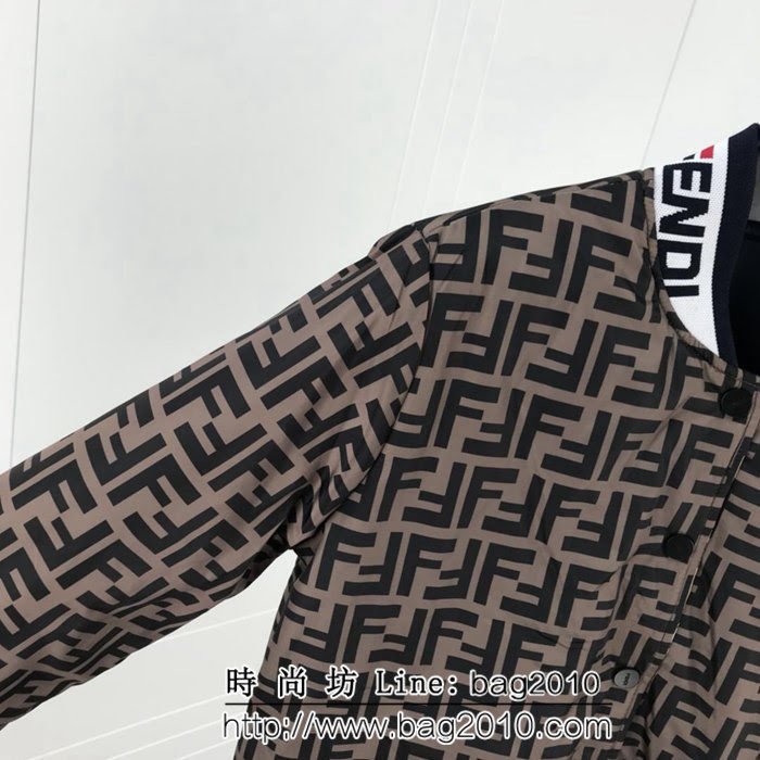 FENDI芬迪 Mania系列 2018專櫃同步 秋冬新款 兩面穿夾克 情侶款 ydi2098